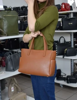 Borsa a mano e tracolla 20168 Cuoio