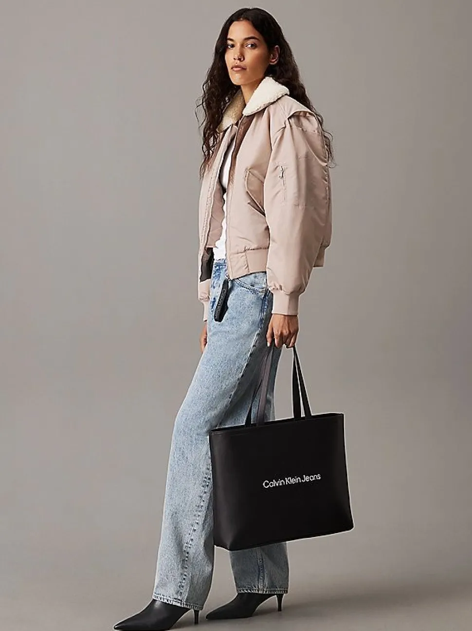 Borsa a spalla Calvin Klein Nera