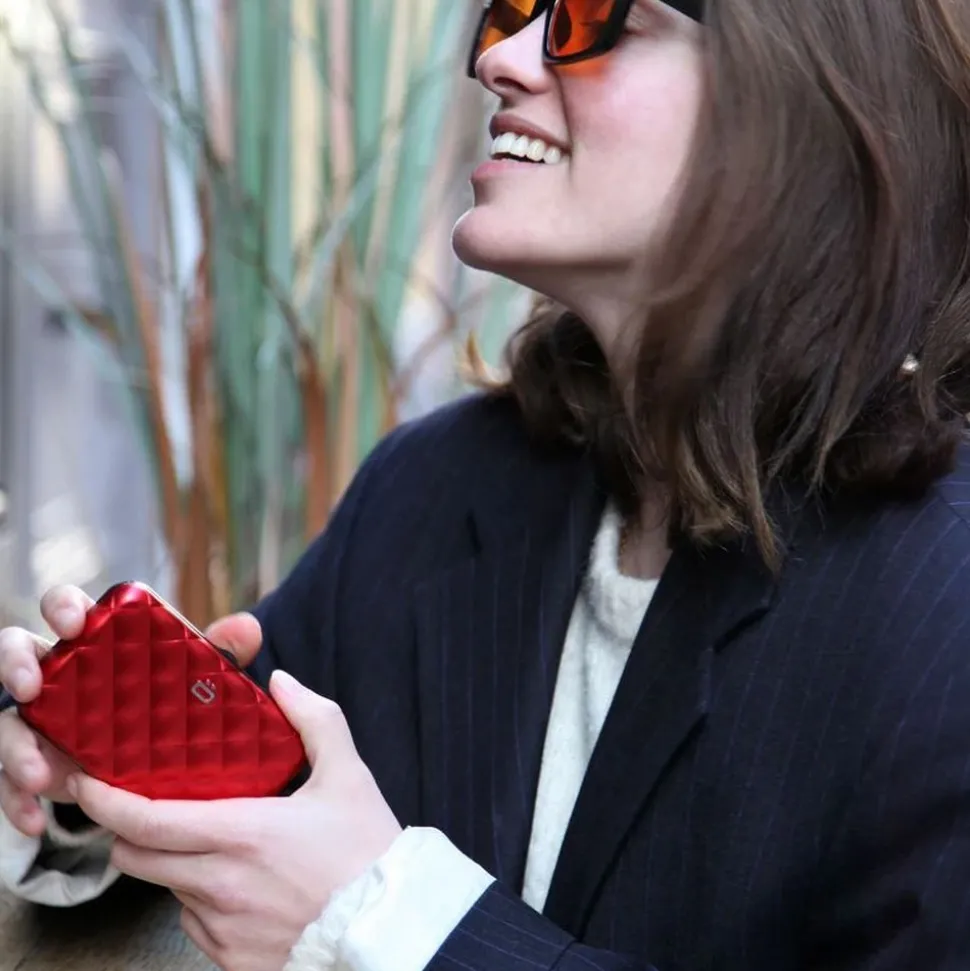 Portafoglio in alluminio Ogon Design Smart Case V2 Quilted Red