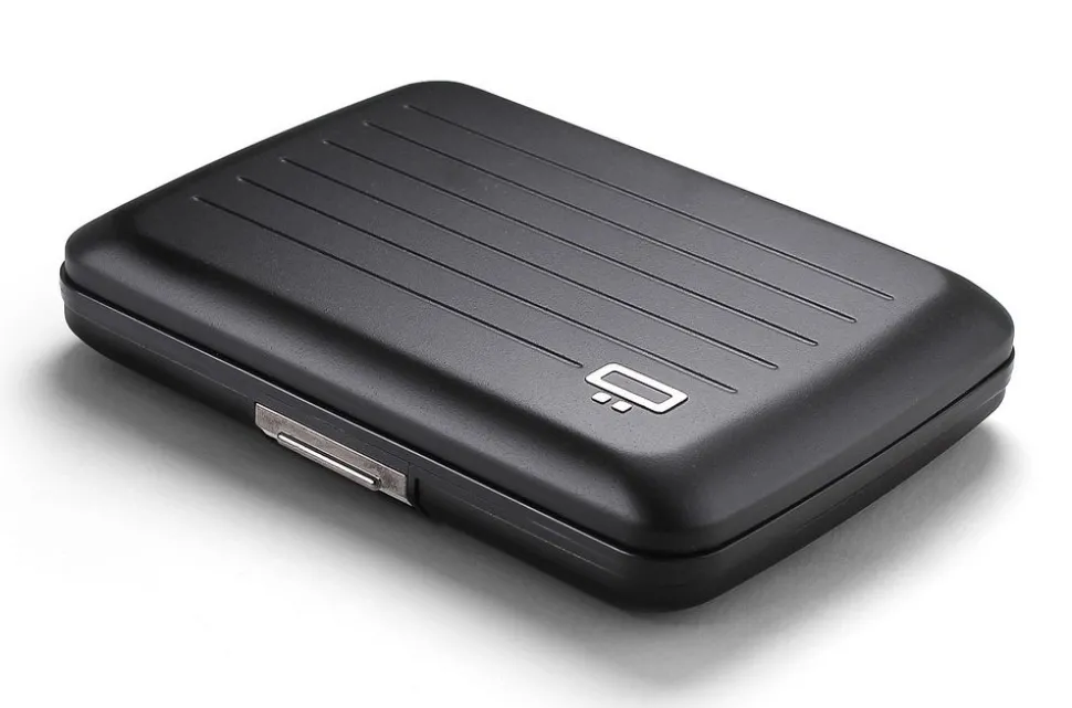 Portafoglio in alluminio Ogon Design Smart Case V2 Opium Black